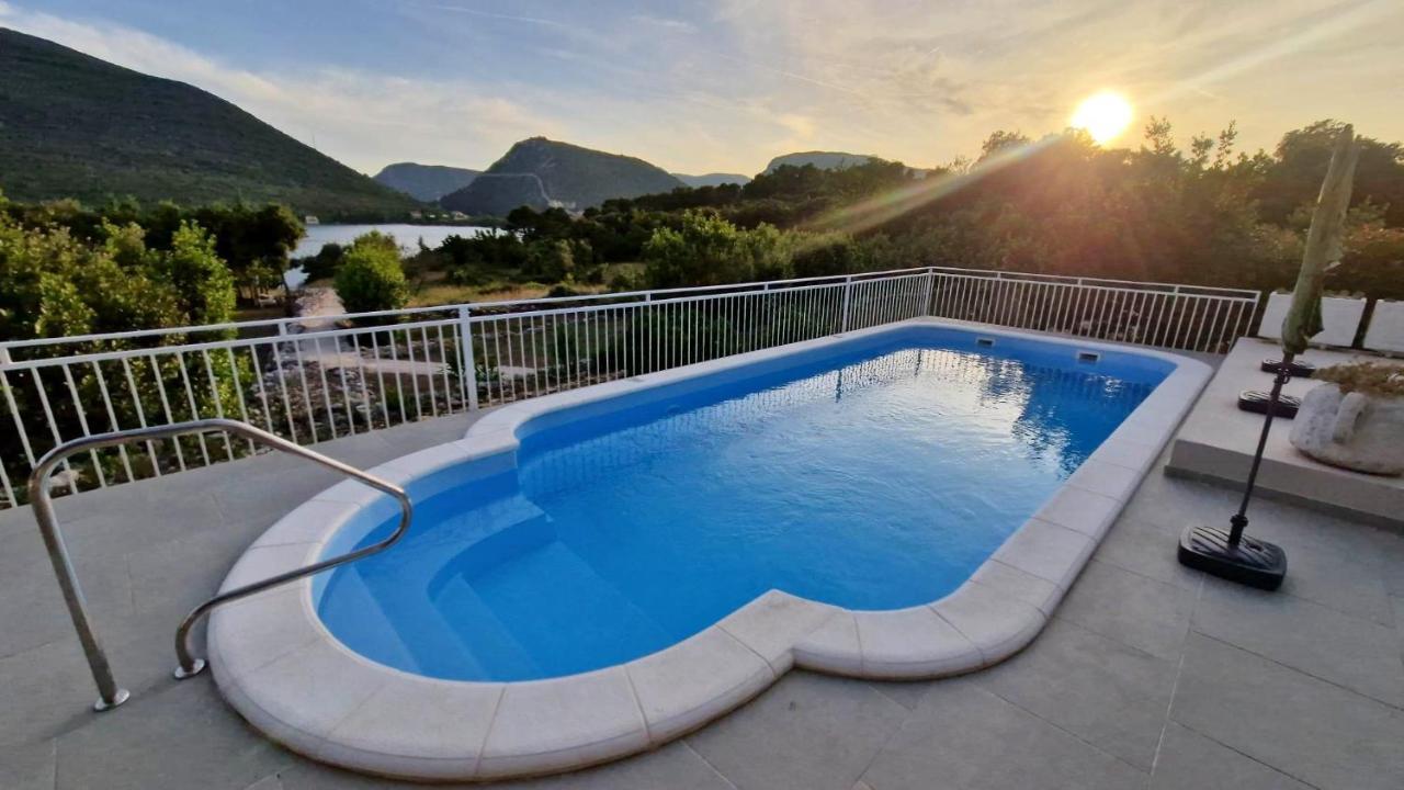 Villa Paradise Garden Ston Exterior photo